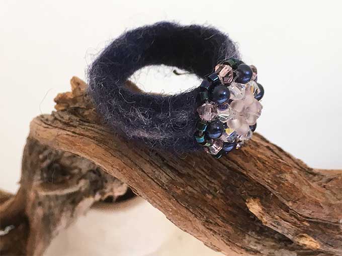 Ring 'shining moon' blau-rose